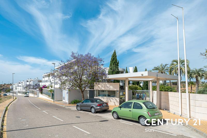 Foto 043879bb-f97f-4ff2-ab88-9ce0c922a956. Attico con parcheggio piscina in La Cala Golf - Lagar Martell Mijas