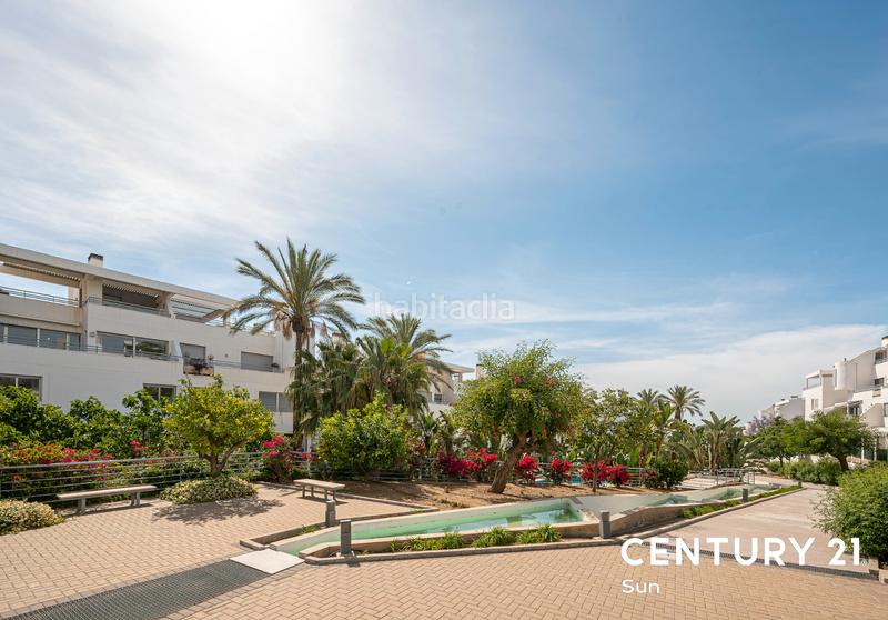 Foto 495097e4-cbf6-474c-b49c-2c280ecf870f. Attico con parcheggio piscina in La Cala Golf - Lagar Martell Mijas