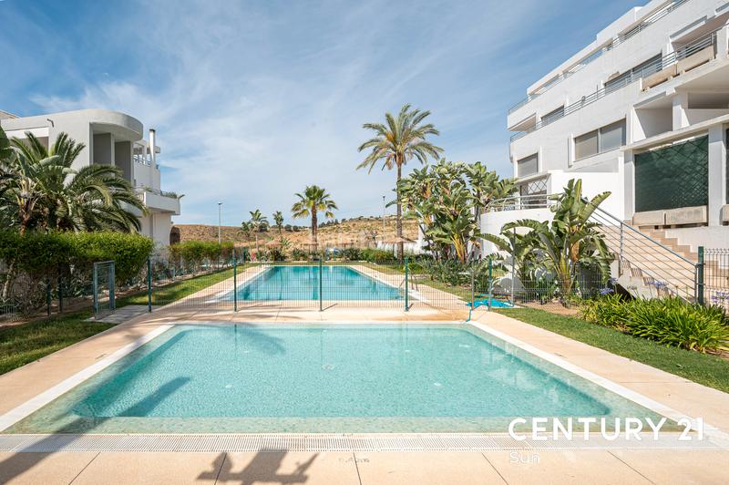 Foto c85b9924-d0ef-47b9-8fa9-21dcff7eace3. Attico con parcheggio piscina in La Cala Golf - Lagar Martell Mijas