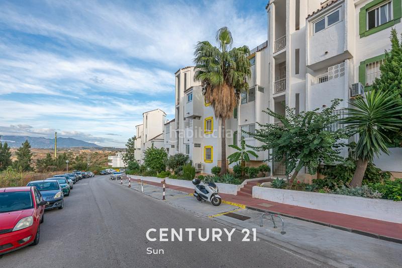 Foto c7f29fbd-00ba-4949-84a3-181d95350776. Piso en calle diamante 29 apartamento con jardín privado en riviera del golf! en Mijas