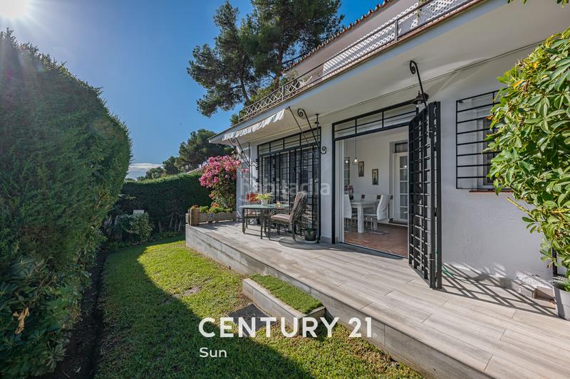 Foto 3c0a9655-0cee-4411-a981-1e6e9233f375. Pis a calle los jazmines 180b a Nueva Andalucía centro Marbella