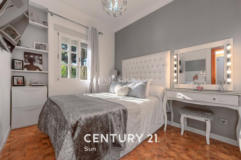 Foto 547f748e-8e5c-4316-8f4e-d21a766db078. Pis a calle los jazmines 180b a Nueva Andalucía centro Marbella