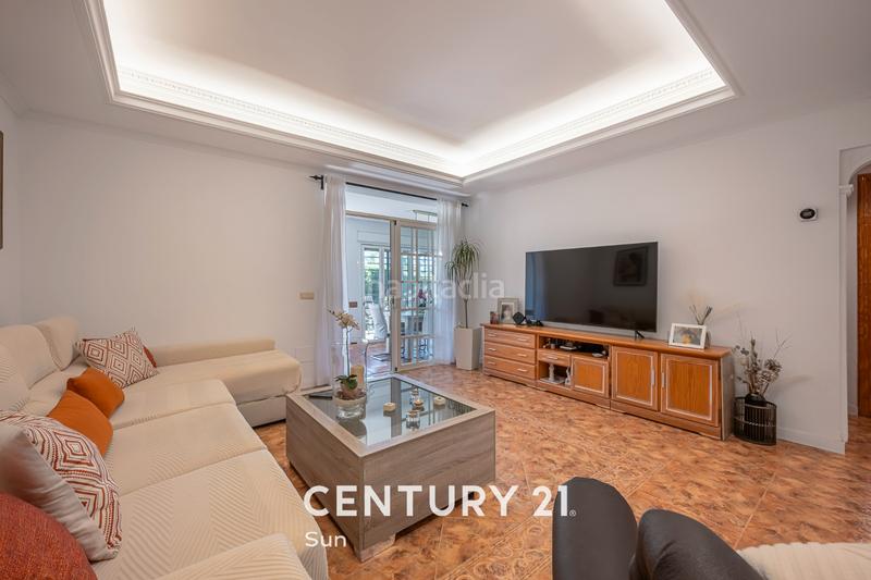 Foto 64fb6a11-402e-4669-b0a0-12b1471b34c7. Pis a calle los jazmines 180b a Nueva Andalucía centro Marbella