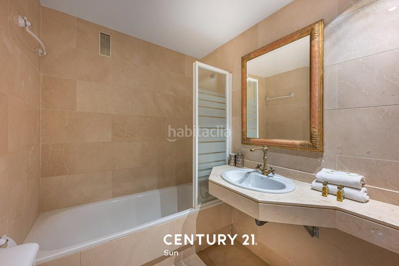 Foto 2c2508e9-d9eb-4e5f-91d5-dbf5bff6c1fa. Appartamento in avenida de julio iglesias 3 in Puerto Banús Marbella