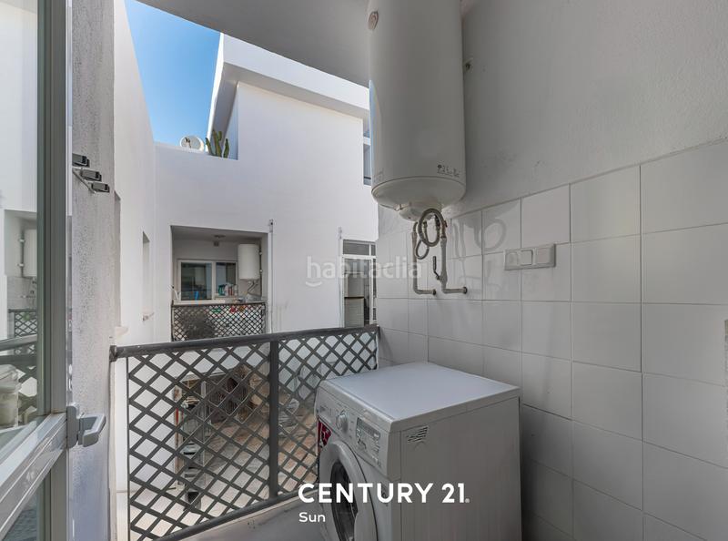 Foto 90c42ea3-5990-4003-90c0-7dc18cd78db0. Appartamento in avenida de julio iglesias 3 in Puerto Banús Marbella