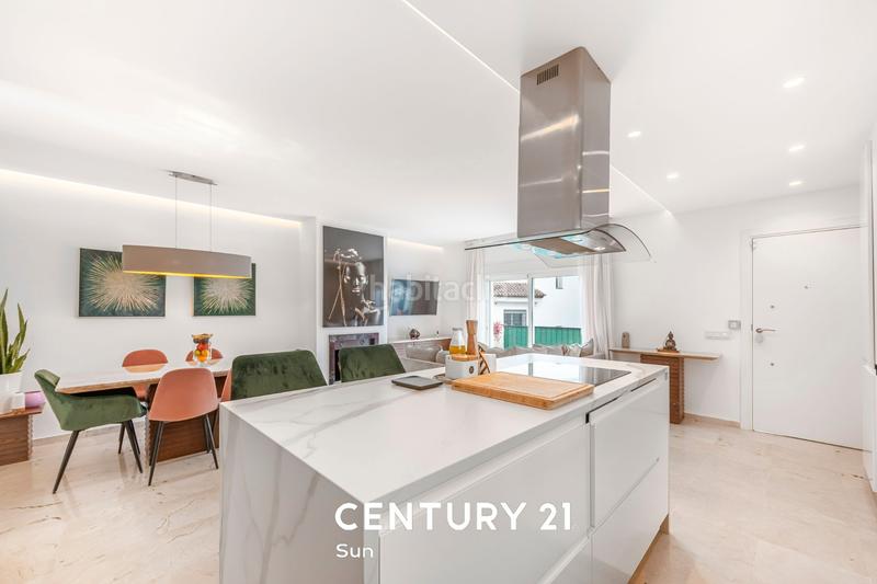 Foto c5210cdc-47fc-494a-af7b-d11575aae75d. Apartment with fireplace pool in Aloha Marbella