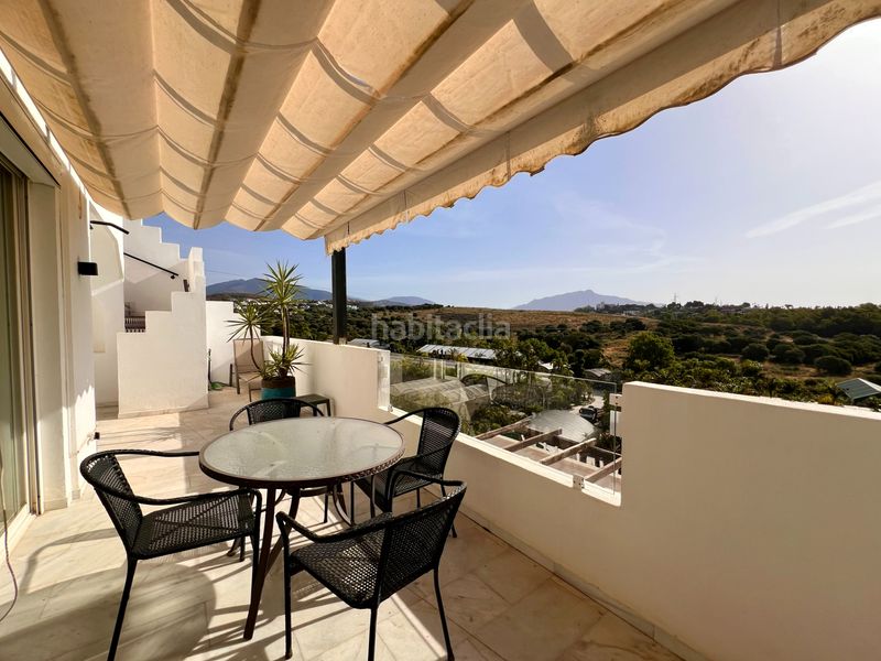 Foto 23307bf2-8fb2-44e3-862c-cdd042127ac2. Apartament amb aparcament piscina a Bel - Air Estepona