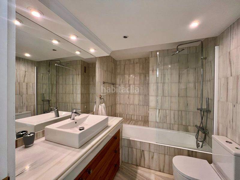 Foto a675c527-0cb0-4905-900f-274b1ea23385. Apartament amb aparcament piscina a Bel - Air Estepona