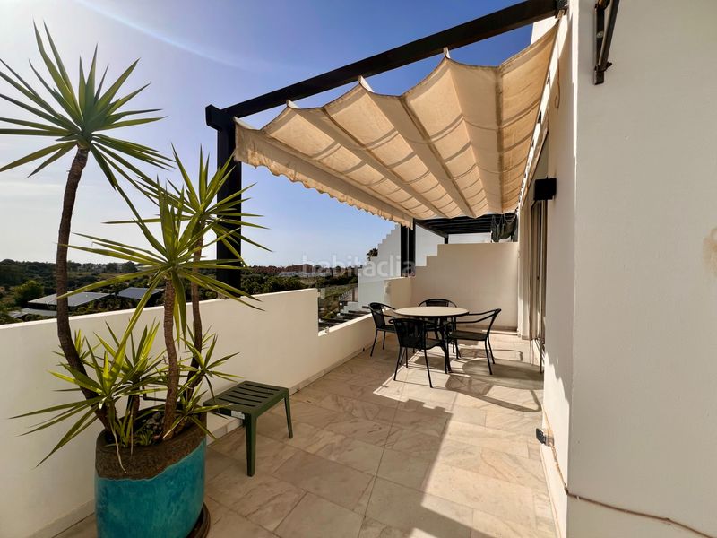 Foto ec316409-d41b-4ea7-8960-465c2daea083. Apartament amb aparcament piscina a Bel - Air Estepona