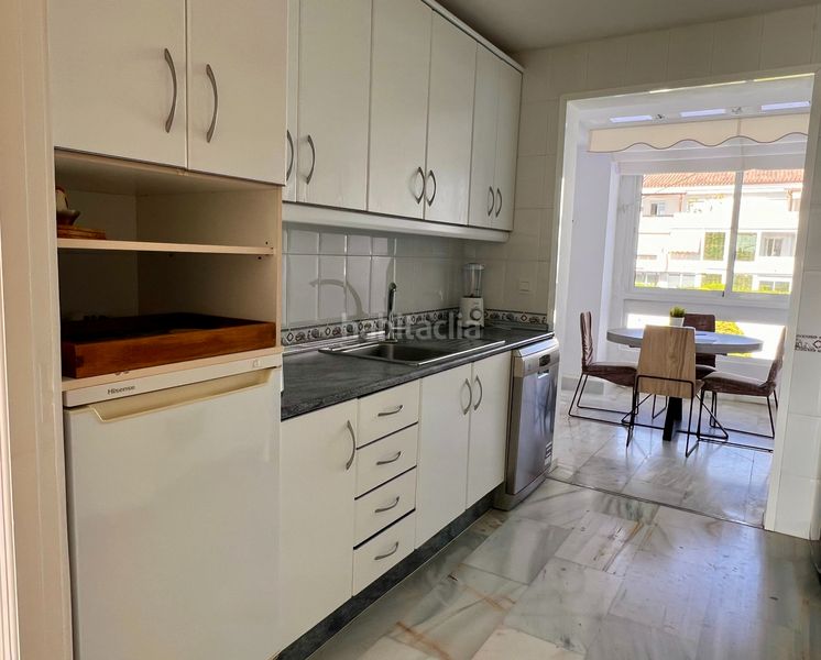 Foto fc3539f4-59b1-4de7-b300-a78489afedf0. Apartament amb aparcament piscina a Bel - Air Estepona