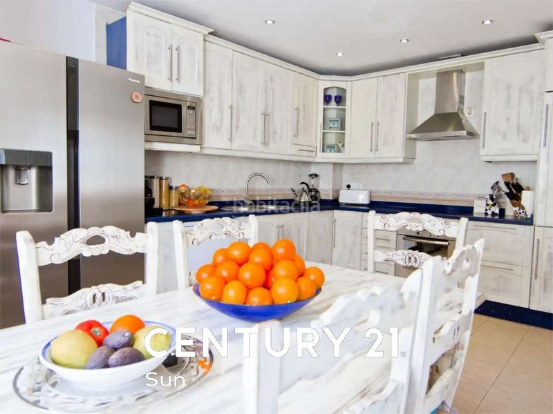 Foto 36087981-58c2-46da-b5a5-28d85f998e76. Casa adossada amb aparcament piscina a San Pedro de Alcántara Pueblo Marbella