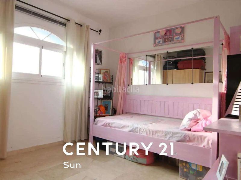 Foto 4c6155f7-f15e-42a1-a9ad-1e0c8e63431f. Casa adossada amb aparcament piscina a San Pedro de Alcántara Pueblo Marbella