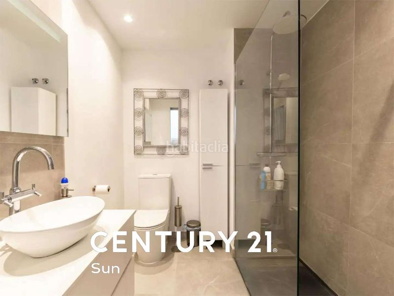 Foto faf30a00-bf8b-4e28-8326-2beb3743ffa5. Casa adossada amb aparcament piscina a San Pedro de Alcántara Pueblo Marbella
