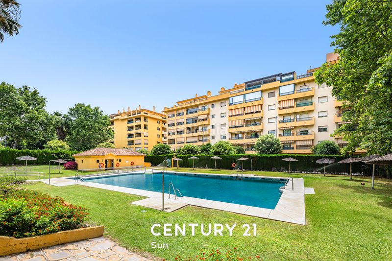 Foto cd4246b0-d531-4c8a-aaa9-5ff2a9d40e03. Flat in calle cuenca 8 in San Pedro de Alcántara Pueblo Marbella