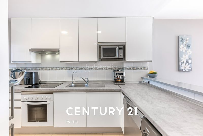 Foto cb4a2246-e461-477e-8d65-6d979ea90220. Rent flat in urbanizacion bahia de Casares 6 in bahía de Casares Casares