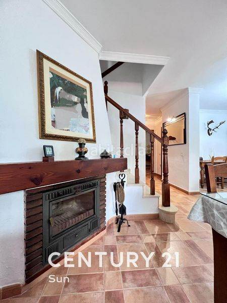 Foto 1ad7c250-04ec-415b-af38-b5b4ce1841b9. Casa pareada en avenida de bel-air 15 chalet adosado bel-air en Estepona
