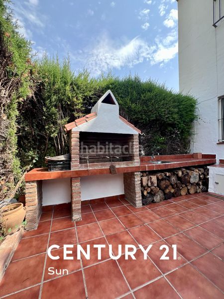 Foto 814b5ef5-01fe-4c80-9e8b-7060ec58ff7f. Casa pareada en avenida de bel-air 15 chalet adosado bel-air en Estepona