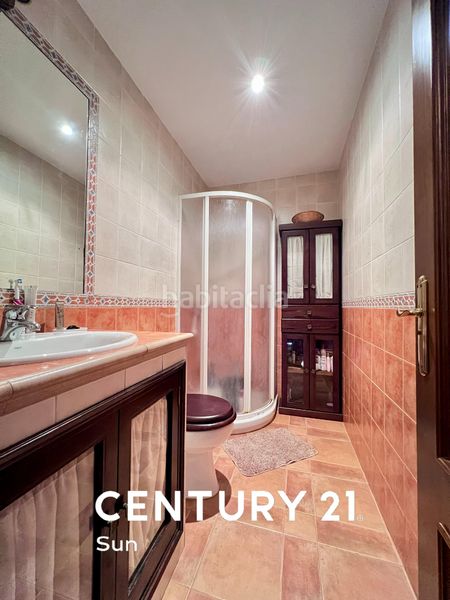 Foto e56f8e9c-3620-4932-9cfb-058c6fdf5c42. Casa pareada en avenida de bel-air 15 chalet adosado bel-air en Estepona