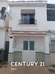 Bauernhof  Extrarradio corazón maría 22. Casa mata en estepona para reformar con múltiples posibilidades