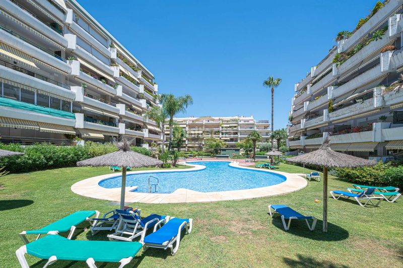 Foto 20674690-c6d2-48c0-93dd-ff1755b9f225. Apartament a calle 18 a 18b a Guadalmina Alta Marbella