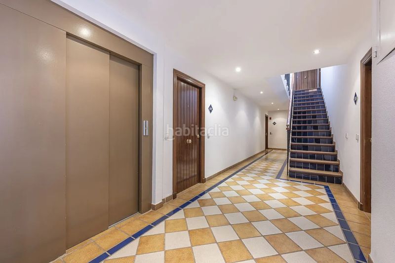 Foto 2b2c1e58-465a-4571-8421-66c762ad44f0. Apartament amb calefacció aparcament piscina a lomas de Marbella club Marbella