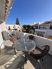 Location Studio à Calle pintor picasso 32. Estudio con habitación independiente y amplia terraza en primera