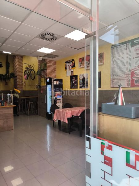 Foto cab68249-e844-4735-832a-e56d91b89f1c. Traspàs local comercial a Playa Bajadilla - Puertos Marbella