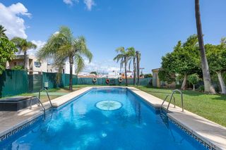 Apartment  Barriada el velerín. Oportunidad en estepona