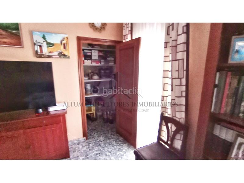 Foto 33594f6d-bf32-4f2d-ac88-dfdae74f0649. Casa  en Centro de alcala de guadaira. dos viviendas en una. gran patio. 7 habitaciones.especial inversión o como gran vivienda fam en Alcalá de Guadaira