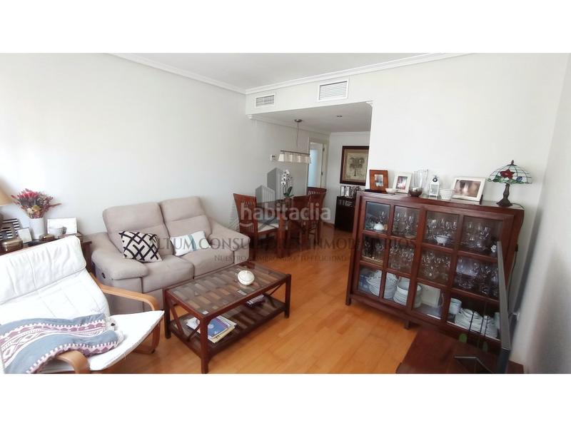 Foto 97a914f6-4c5e-498c-97a5-5a0f6444d8c5. Appartamento con parcheggio in Urbadiez - Entrepuentes Sevilla