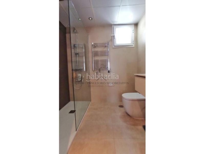 Foto f8fc9e2e-1414-4d59-bc03-94d02cc59f96. Appartamento con parcheggio in Urbadiez - Entrepuentes Sevilla