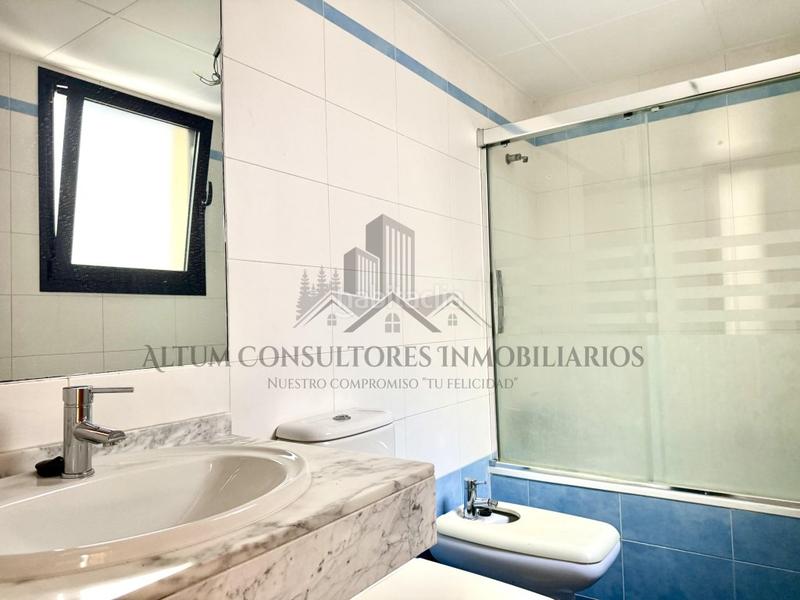 Foto 55347f56-4bd3-410c-a3aa-4eed56e67b9f. Affitto appartamento in Los Remedios Sevilla