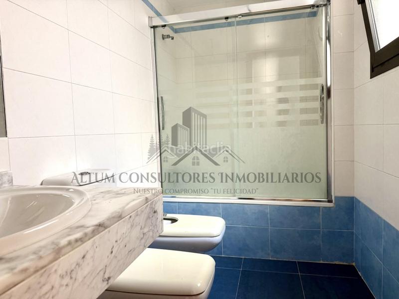 Foto d7ccd85b-afdf-4bc8-bc58-b1393fa8235d. Lloguer pis a Los Remedios Sevilla