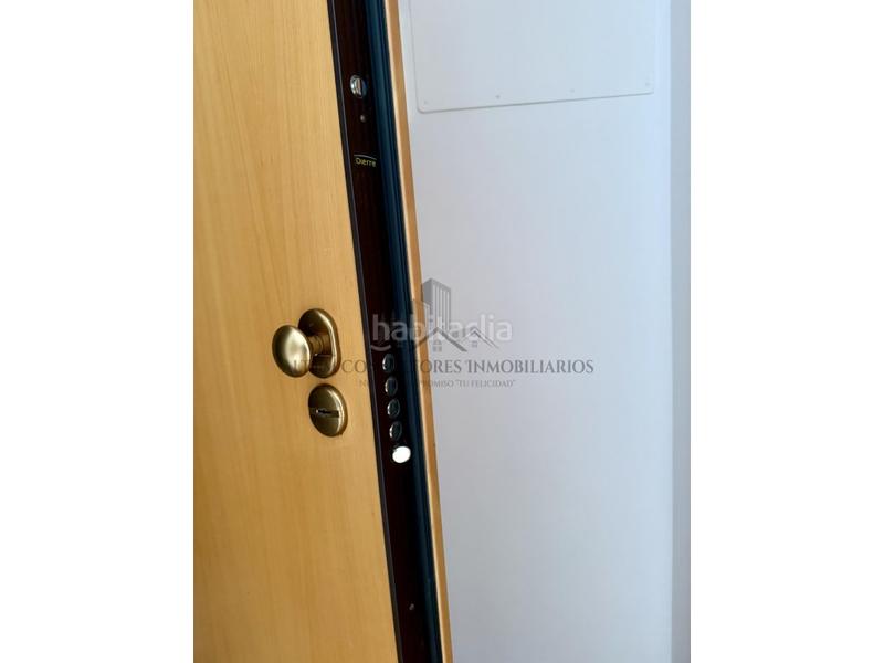 Foto 408244e8-1b8b-4f52-9c67-53b46174d227. Location appartement dans Los Remedios Sevilla