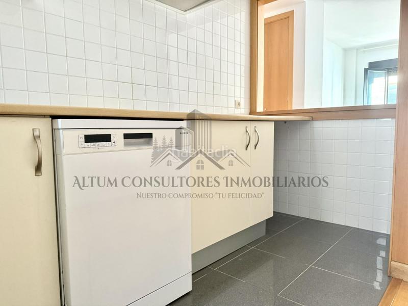 Foto 85fdcb72-f0eb-4bb4-8f39-f4ab364d7d64. Location appartement dans Los Remedios Sevilla