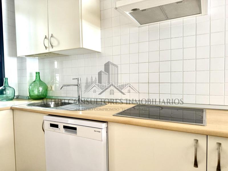 Foto c9a77891-d45a-454e-a671-7e49b84400c6. Miete etagenwohnung in Los Remedios Sevilla