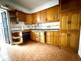 Maison à Torre Cruz - Los Molinos. Oportunidad en utrera. una casa con todas las posibilidades en e