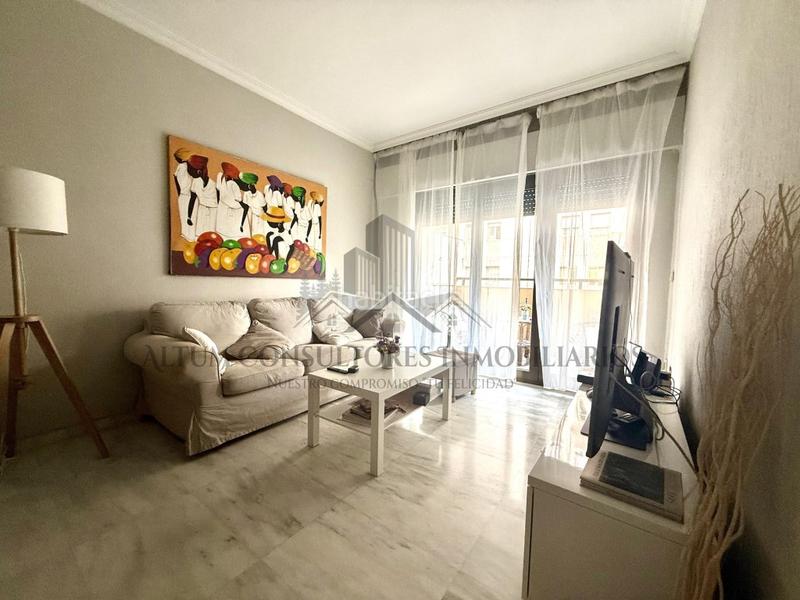 Foto 7bab4c95-17ca-46fc-90a4-8dfe28d3273f. Pis a La Buhaira Sevilla