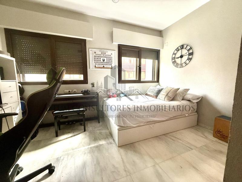 Foto 8ed48e93-9596-4d79-b88a-03c1d34e6018. Pis a La Buhaira Sevilla