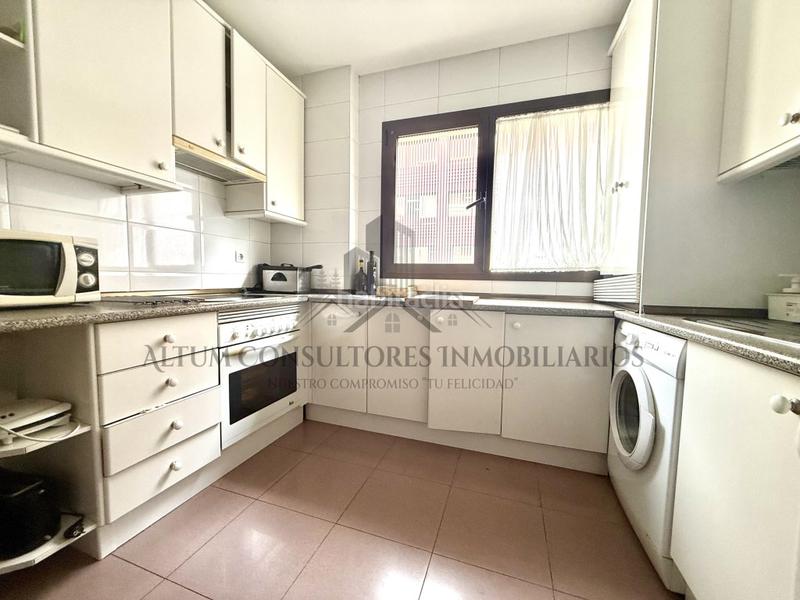 Foto 973e8e73-c84f-44a7-90e2-ce820aefe774. Pis a La Buhaira Sevilla