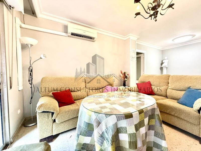 Foto 5a03a50c-6df8-40c6-90ba-dc2877e2c0db. Location appartement dans La Calzada - La Florida Sevilla