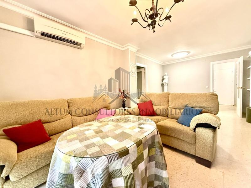 Foto 8d5956ca-ca86-414b-bdc5-1531aa1ec0a4. Location appartement dans La Calzada - La Florida Sevilla