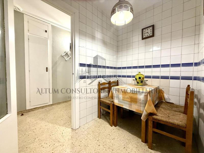 Foto 407be9e3-6bdf-4184-aa36-2a9c5f08a1e7. Rent flat in La Calzada - La Florida Sevilla