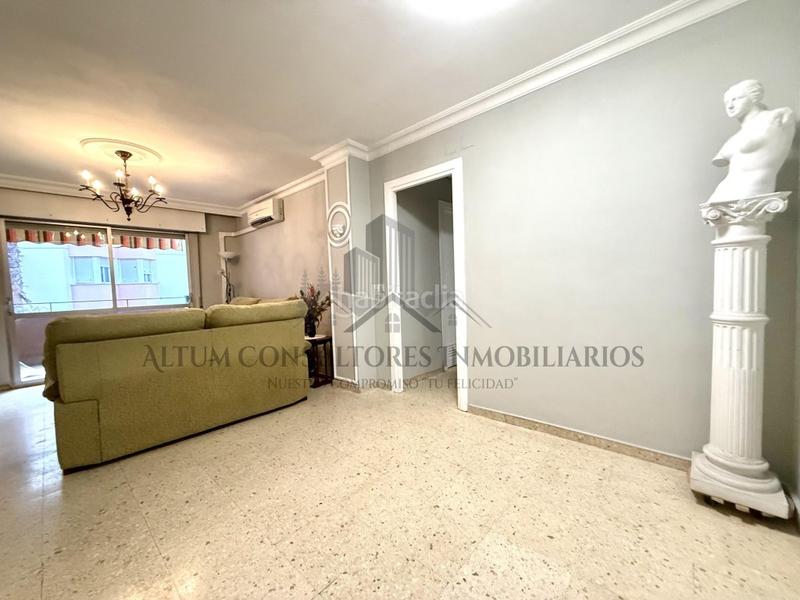 Foto 91331773-b3e4-4174-bd59-c85c5bec810d. Rent flat in La Calzada - La Florida Sevilla