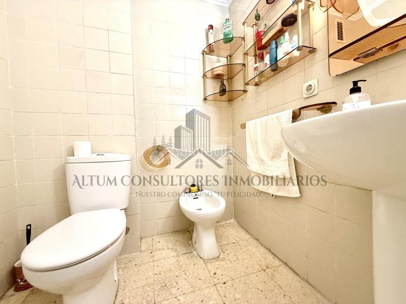 Foto e84d6bd8-34bb-4211-bb09-f2166b12a5b3. Rent flat in La Calzada - La Florida Sevilla