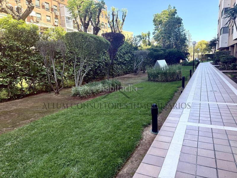 Foto 64ae89cb-8877-465e-b2bf-25286ab8e1f6. Piso urbanizacion de lujo y un piso impresionante. venga a visitarlo en Sevilla