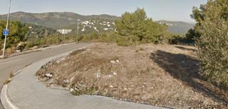 Residential Plot in Canyelles. Cerca de la ciudad, cerca de la naturaleza