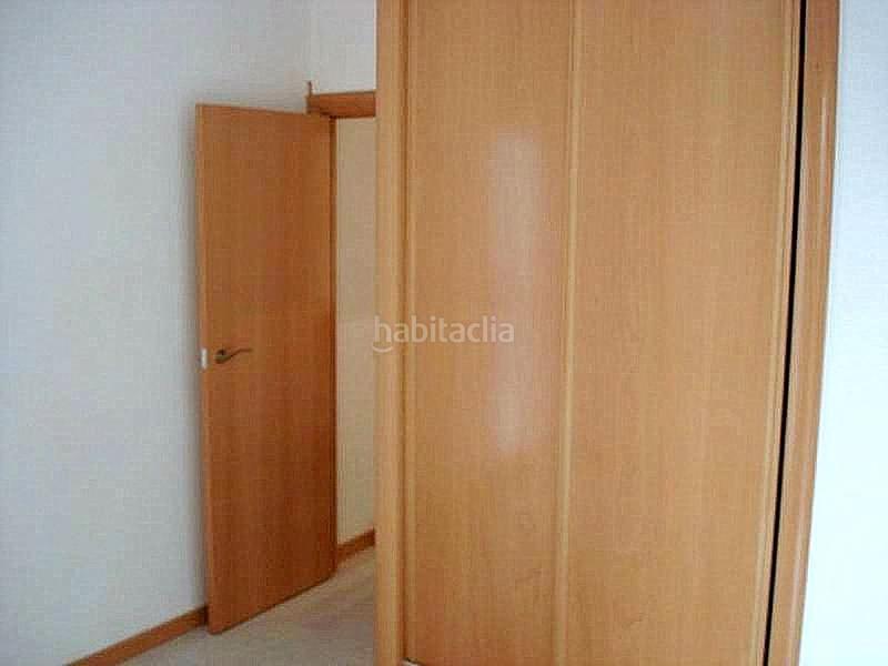 Foto 8e63c3a7-994b-4b7e-a8f8-e7e52aa8b89c. Lloguer pis amb calefacció aparcament a Lluminetes Castelldefels