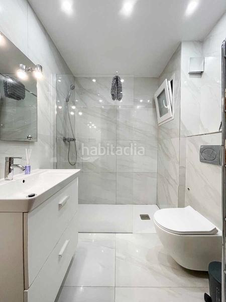 Foto b964c573-7389-482f-bdd8-17203253d2b7. Lloguer pis amb calefacció aparcament a Lluminetes Castelldefels