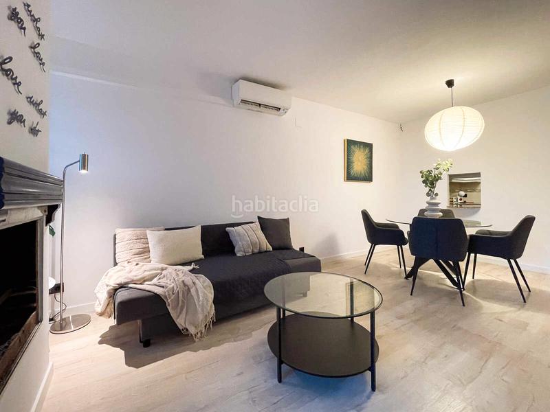 Foto 1da24c40-2e38-4e18-b5b8-0abd842b4249. Location appartement avec chauffage parking dans Lluminetes Castelldefels